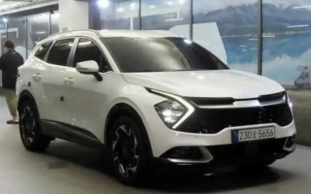 수원자동차중고가격 스포티지 5세대 (NQ5) 1.6 가솔린 2WD 매물 사진 10 - 2023/03 44,563km