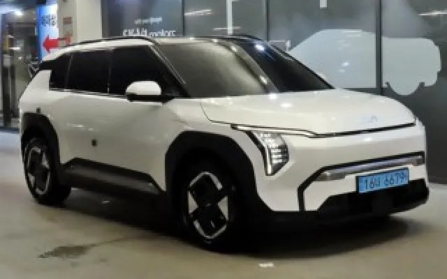 수원자동차중고가격 EV3 롱레인지 2WD 매물 사진 9 - 2025/04 36,234km