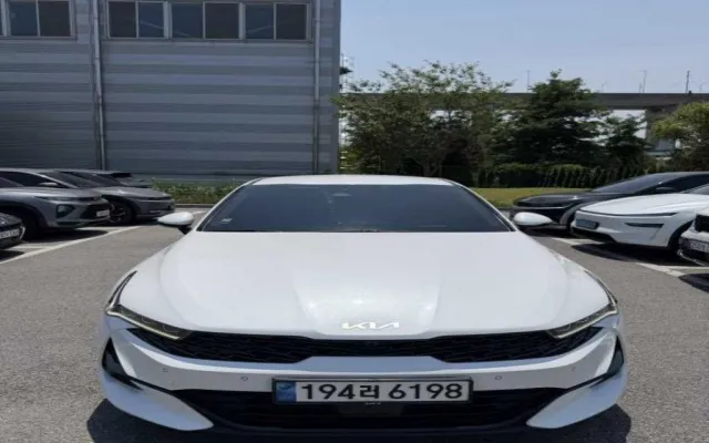 수원자동차중고가격 K5 3세대 LPI 2.0 시그니처 매물 사진 17 - 2023/04 57,770km